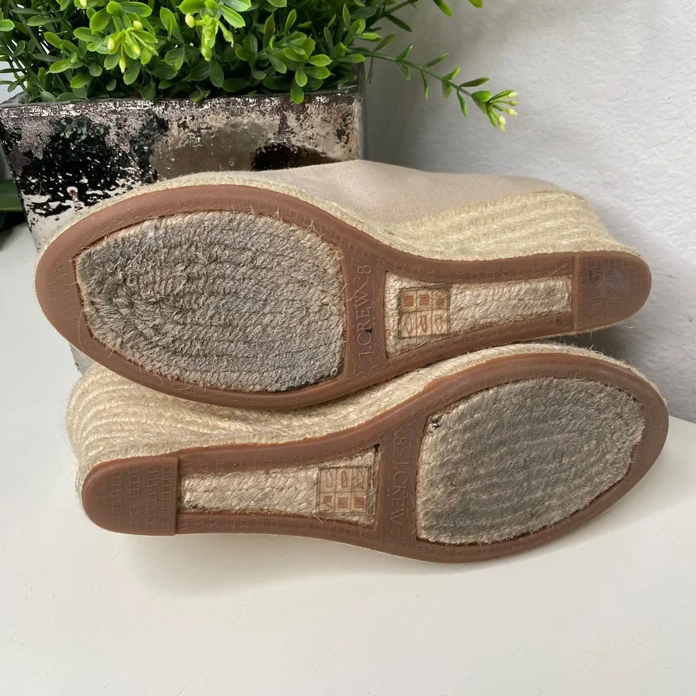 J.Crew Espadrille Wedges Womens Beige Canvas Round Toe Classic Coastal Size 8